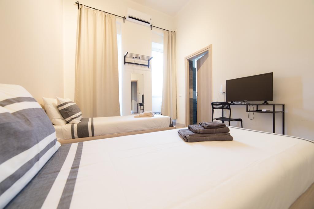 Romano Rooms 2* Catania