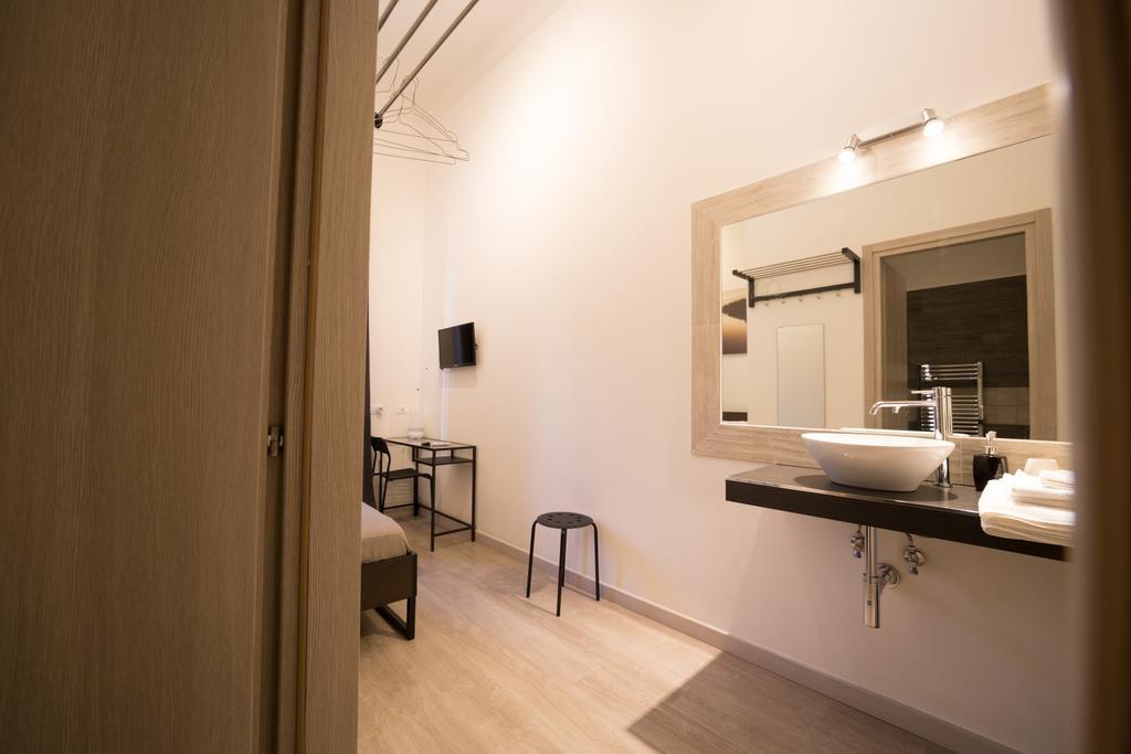 Romano Rooms 2*